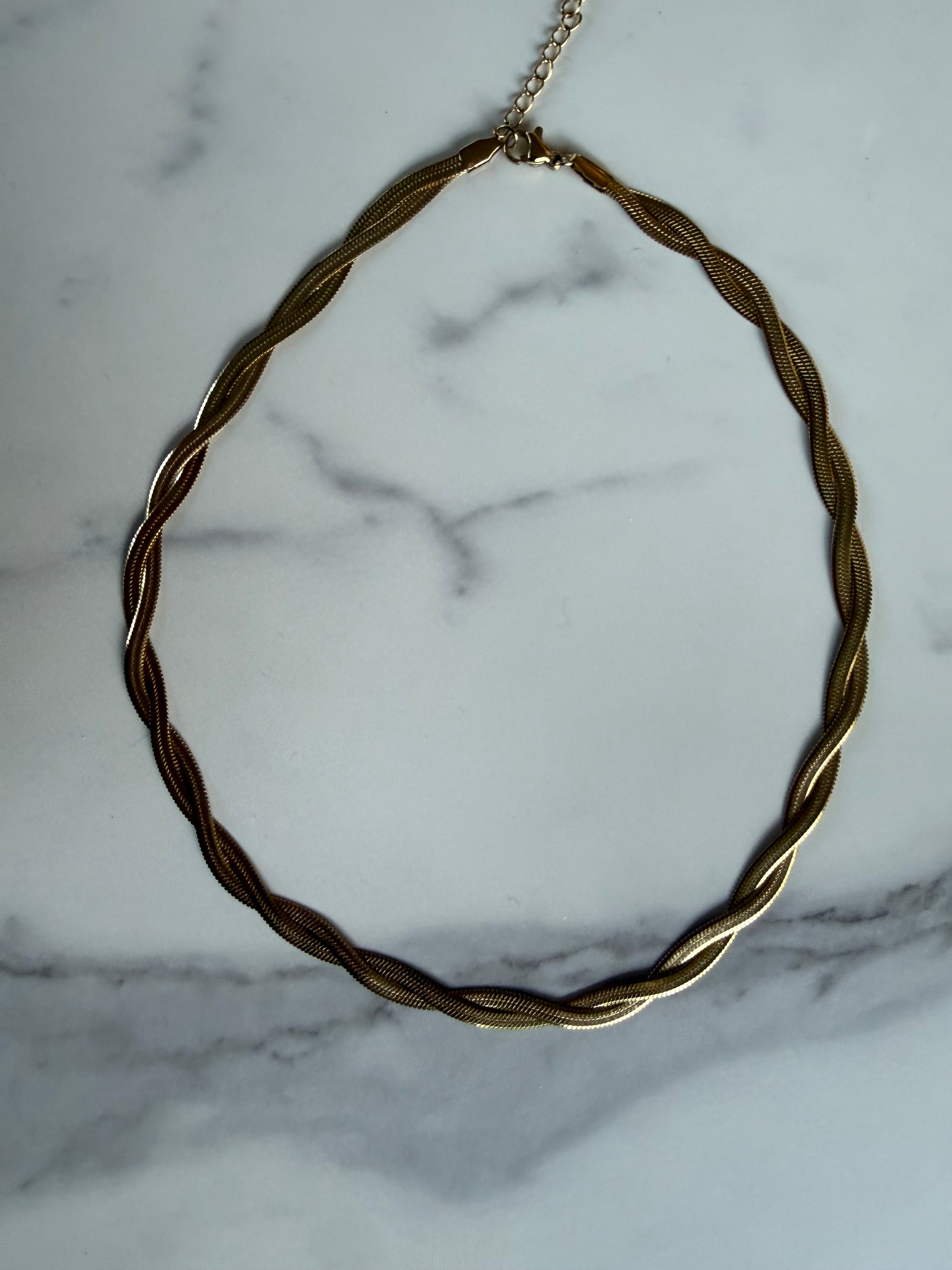 Twist and Turn Necklace