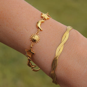 Twist and Turn Bracelet