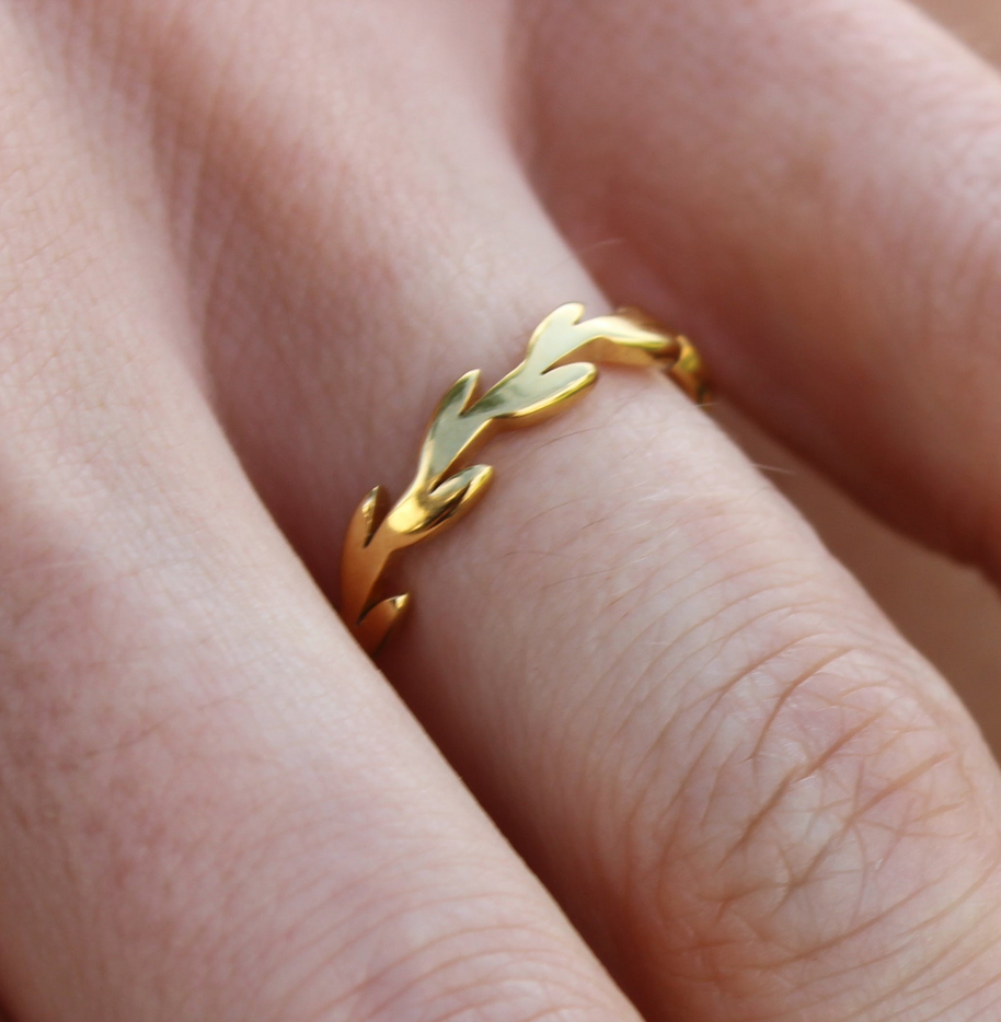 Laurel Ring