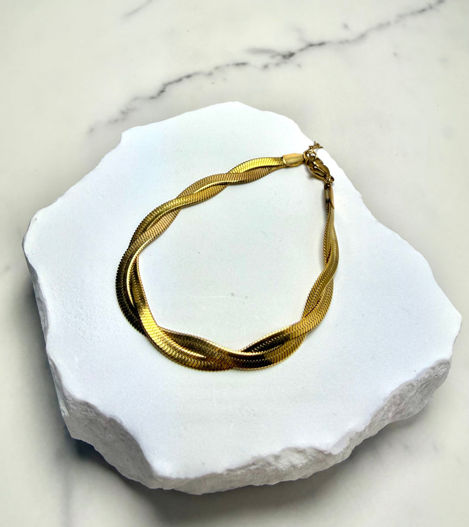 Twist and Turn Bracelet
