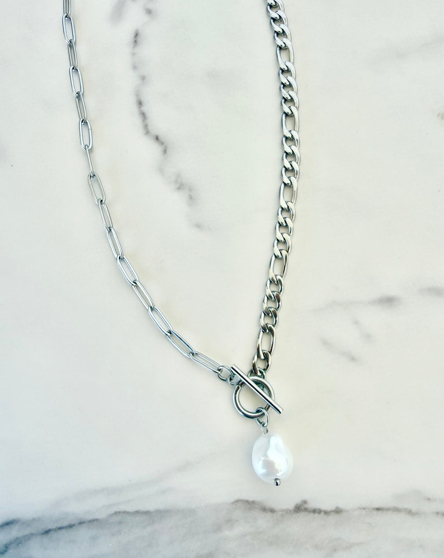 Roped Myself a Pearl Necklace- Silver
