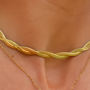 Twist and Turn Necklace