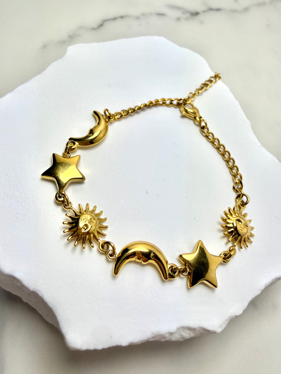My sun, my moon, and all my stars Bracelet