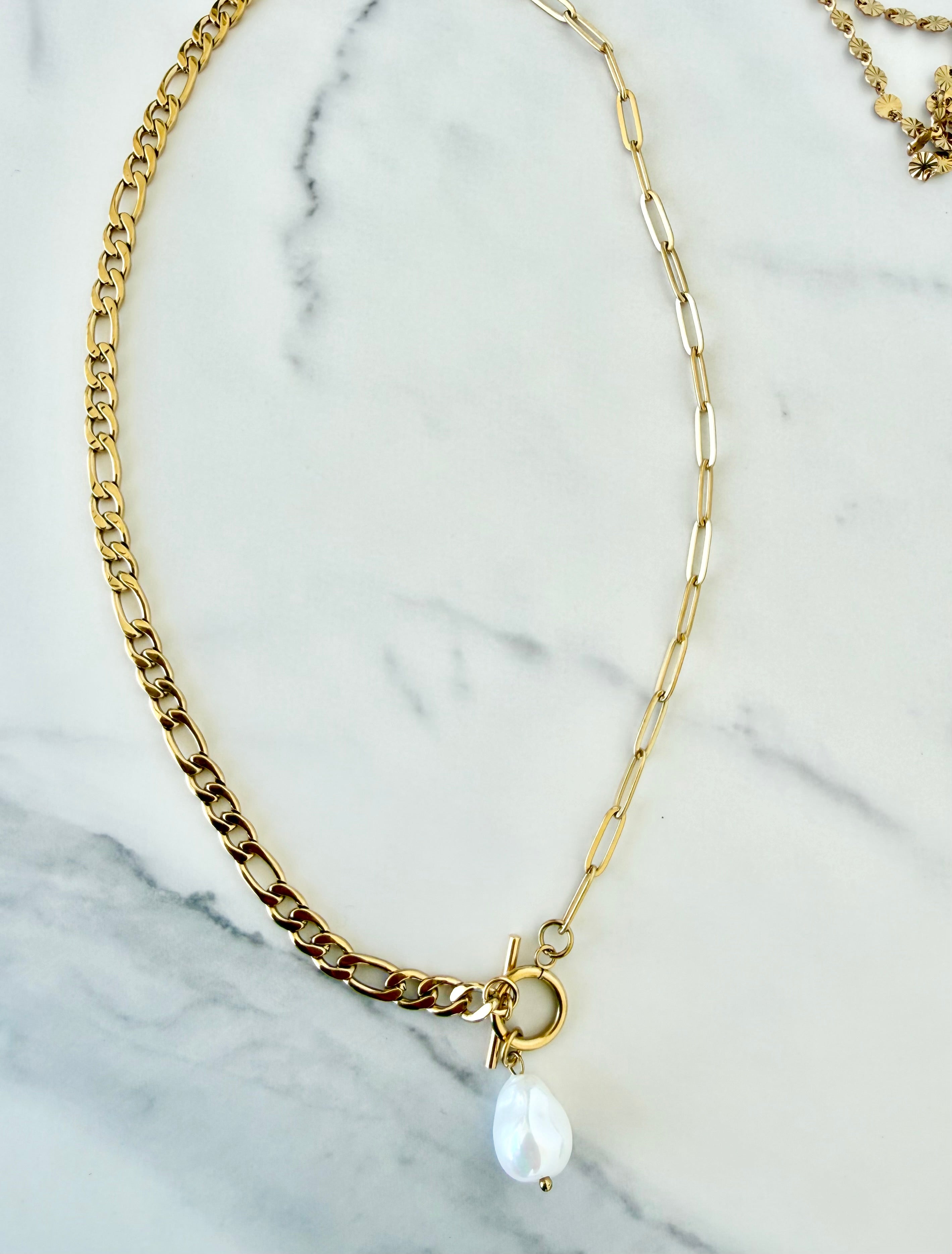Roped Myself a Pearl Necklace- Gold