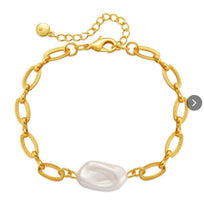Pearly White Bracelet